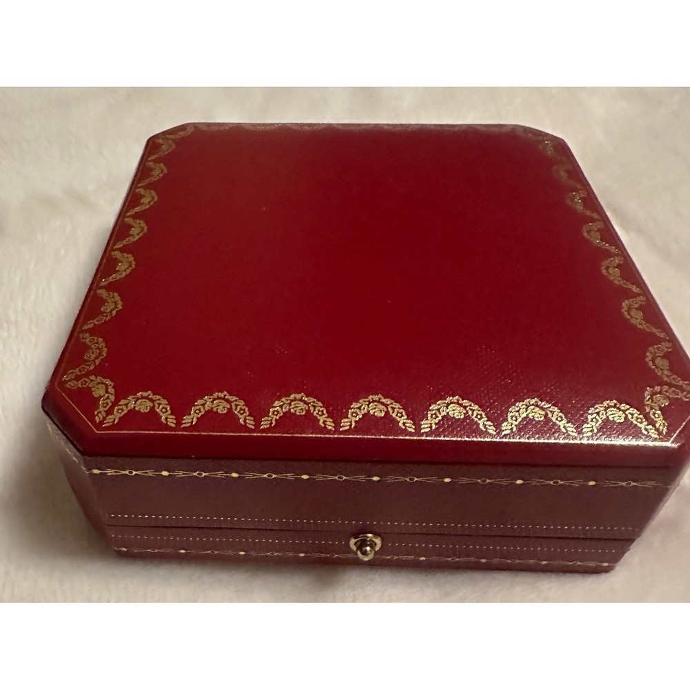 Cartier Red Jewelry Presentation Red Box Gold Garland Trim Octagon Black Lining